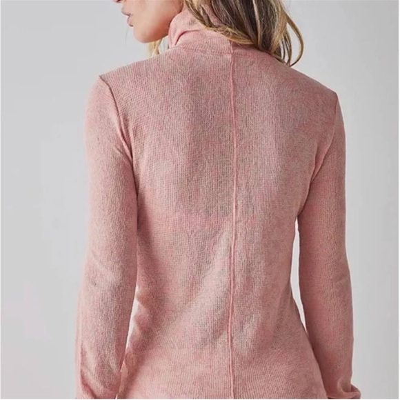 NWOT You And I long sleeve by Intimately Free People in size Small - Picture 5 of 10